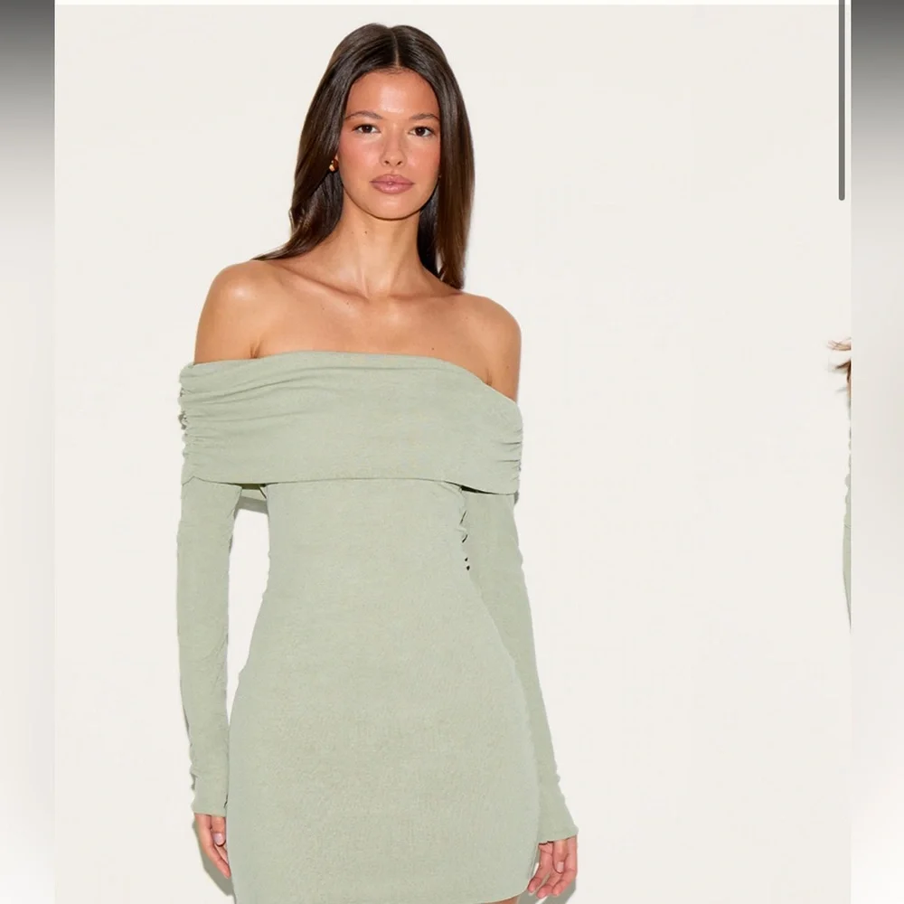 SAGE GREEN ONION SKIN BARDOT RUCHED BODYCON DRESS Women’s Size 12 - Picture 2 of 7
